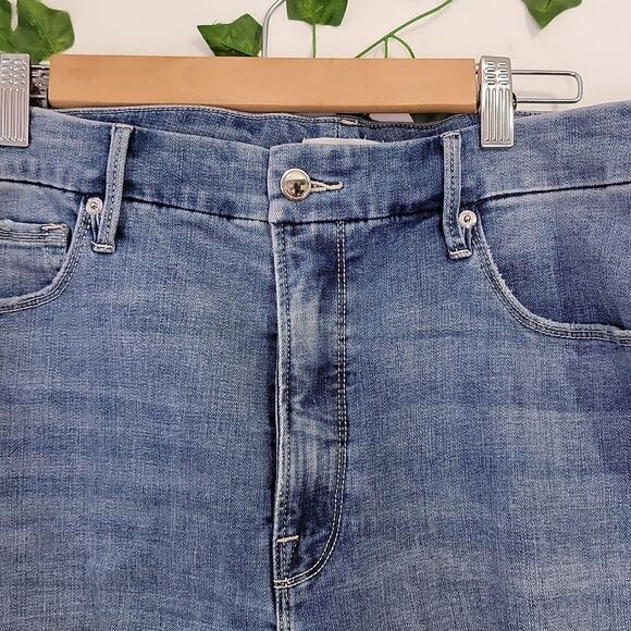 Good American. Blue Skinny Jeans with Distressed Details. Size 16. EUC - Picture 4 of 10